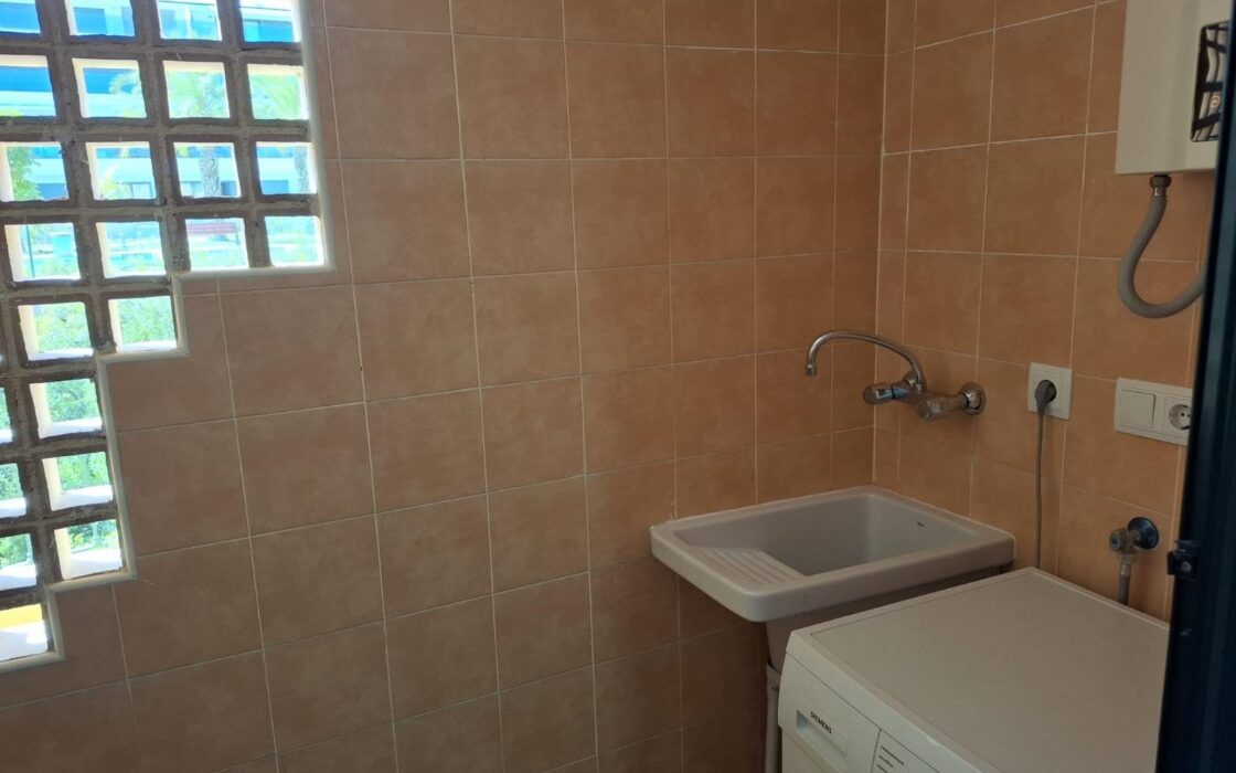 Таунхаус в Финестрате 102 кв.м с террасой и видами на природу