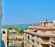 Апартамент 110 кв.м у моря в Торревьехе с террасой