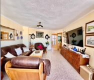 Апартамент 110 кв.м у моря в Торревьехе с террасой