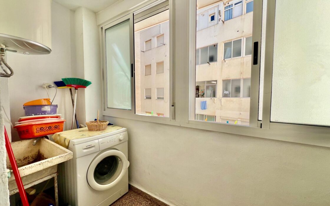 Апартамент 110 кв.м у моря в Торревьехе с террасой