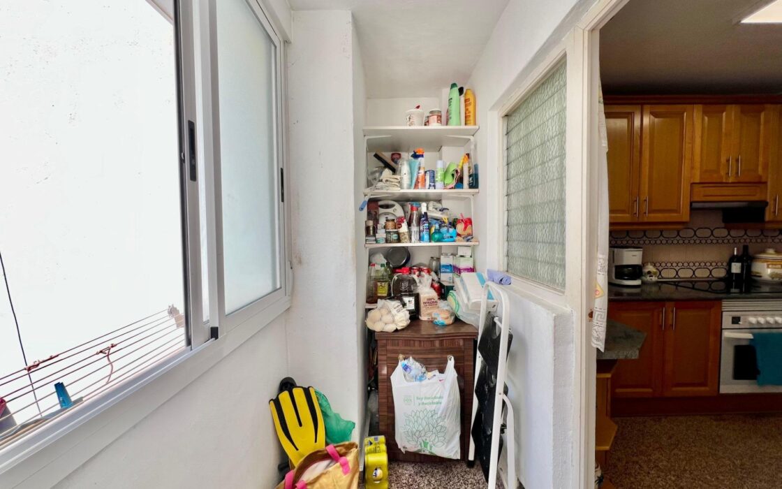 Апартамент 110 кв.м у моря в Торревьехе с террасой