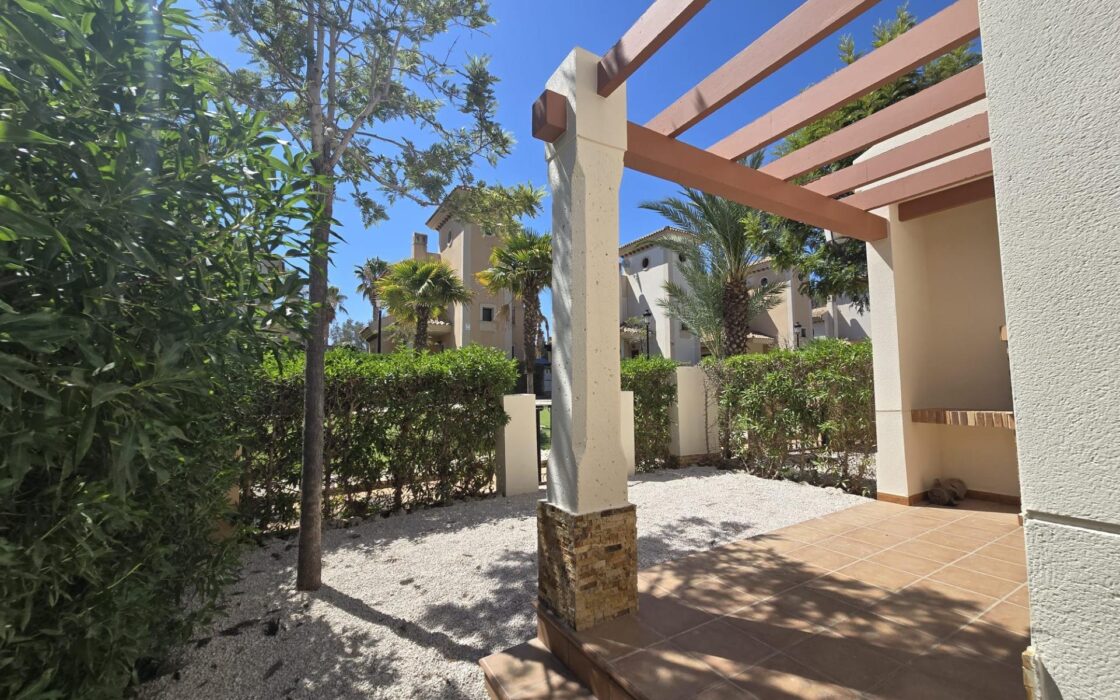 Будинок в Альгорфі 101 кв.м з терасою та басейном біля моря