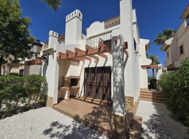 Будинок в Альгорфі 101 кв.м з терасою та басейном біля моря