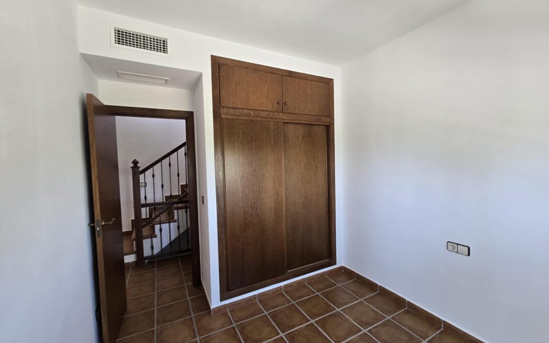 Будинок в Альгорфі 101 кв.м з терасою та басейном біля моря