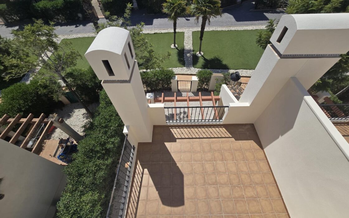 Будинок в Альгорфі 101 кв.м з терасою та басейном біля моря