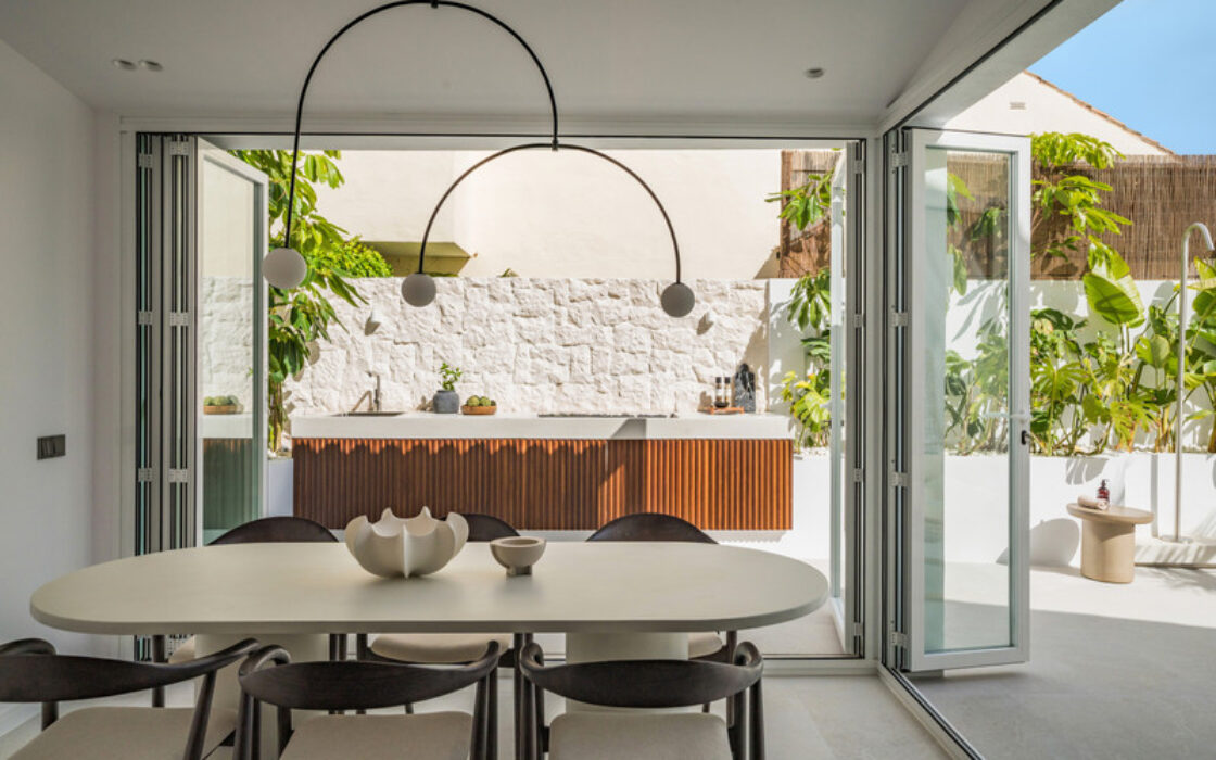 Таунхаус с террасой в Новой Андалусии 160 кв.м. у моря