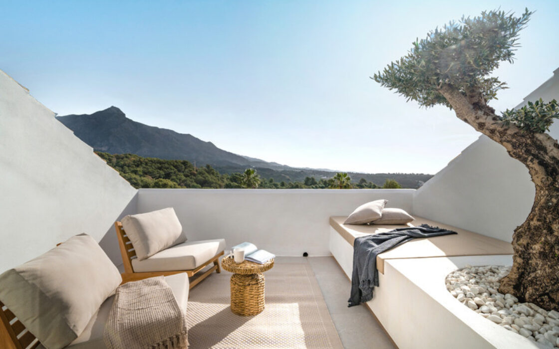 Таунхаус с террасой в Новой Андалусии 160 кв.м. у моря