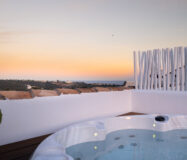 Таунхаус с террасой в Новой Андалусии 160 кв.м. у моря