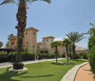 Будинок в Альгорфі 101 кв.м з терасою та басейном біля моря