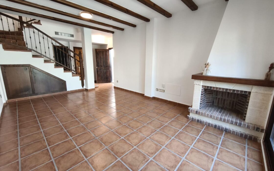 Будинок в Альгорфі 101 кв.м з терасою та басейном біля моря