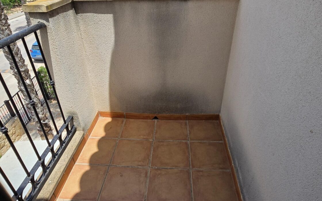 Будинок в Альгорфі 101 кв.м з терасою та басейном біля моря