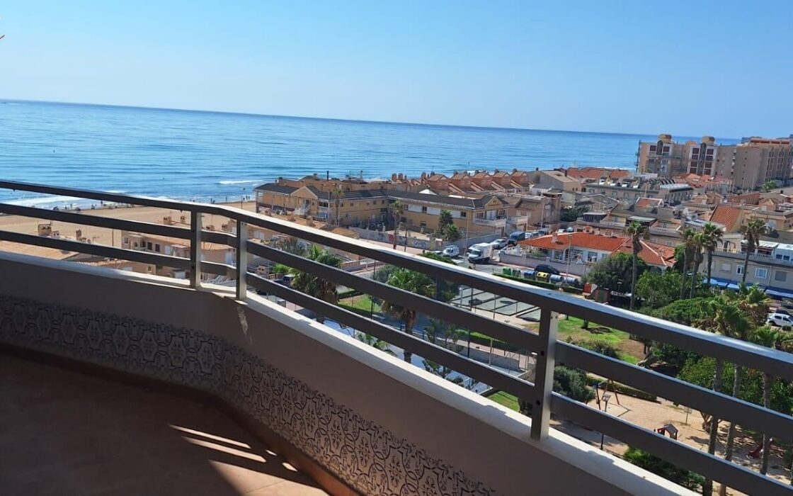 Апартаменти в Торрев’єсі 100 кв.м з видом на море