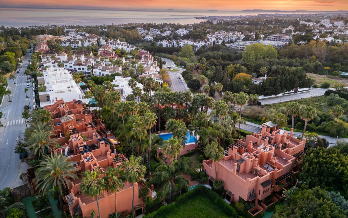 Очаровательная вилла на Золотой миле 248 кв.м с террасой