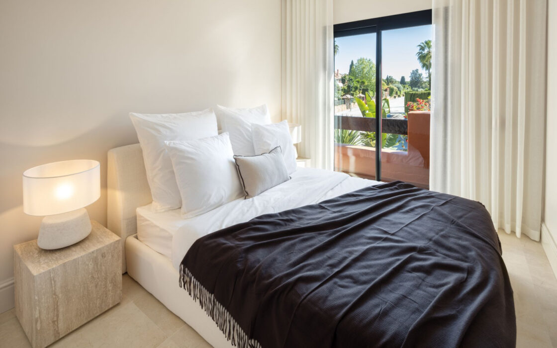 Очаровательная вилла на Золотой миле 248 кв.м с террасой