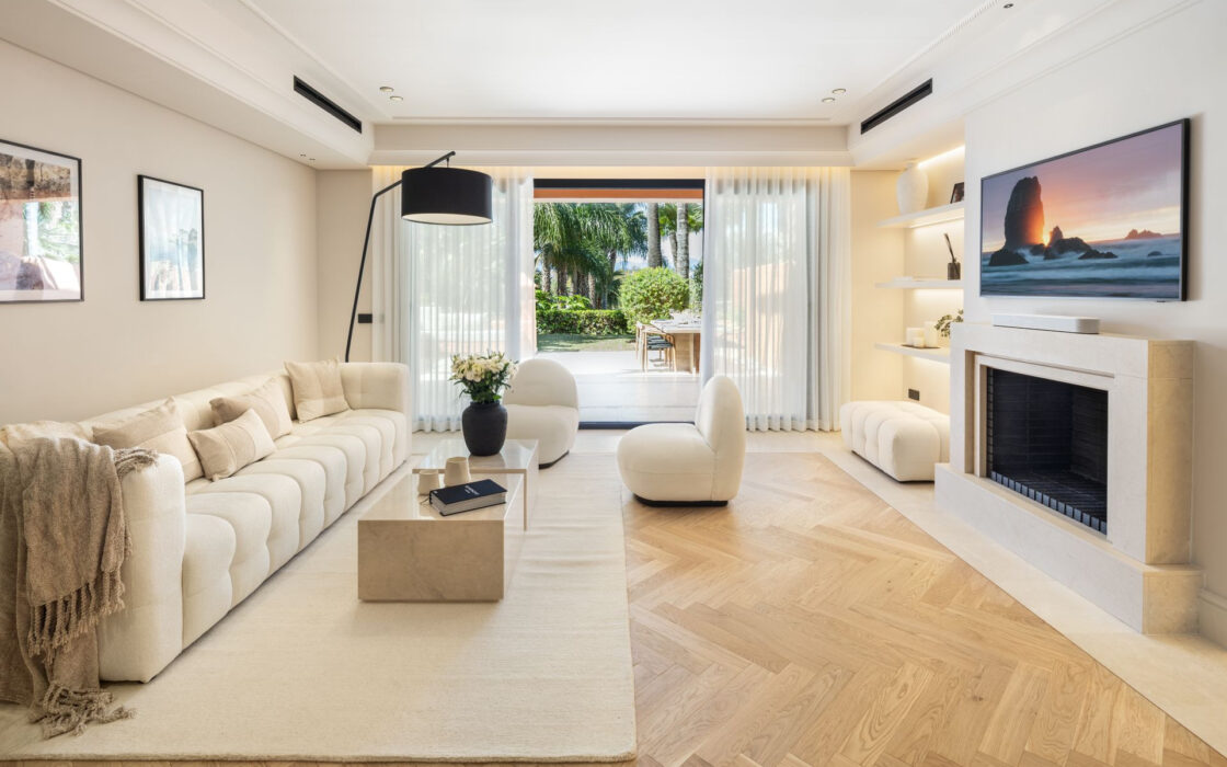 Очаровательная вилла на Золотой миле 248 кв.м с террасой