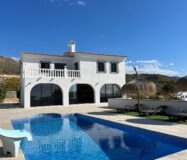 Приватний будинок з терасою у Вільяхойосі, 4 спальні, 241 кв.м