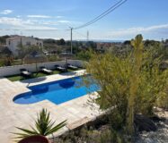 Приватний будинок з терасою у Вільяхойосі, 4 спальні, 241 кв.м