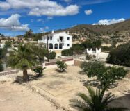 Приватний будинок з терасою у Вільяхойосі, 4 спальні, 241 кв.м