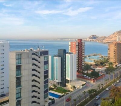 Апартаменти 90 кв.м у моря в Сан Хуан Плайя