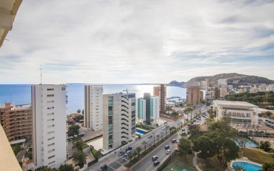 Апартаменти 90 кв.м у моря в Сан Хуан Плайя