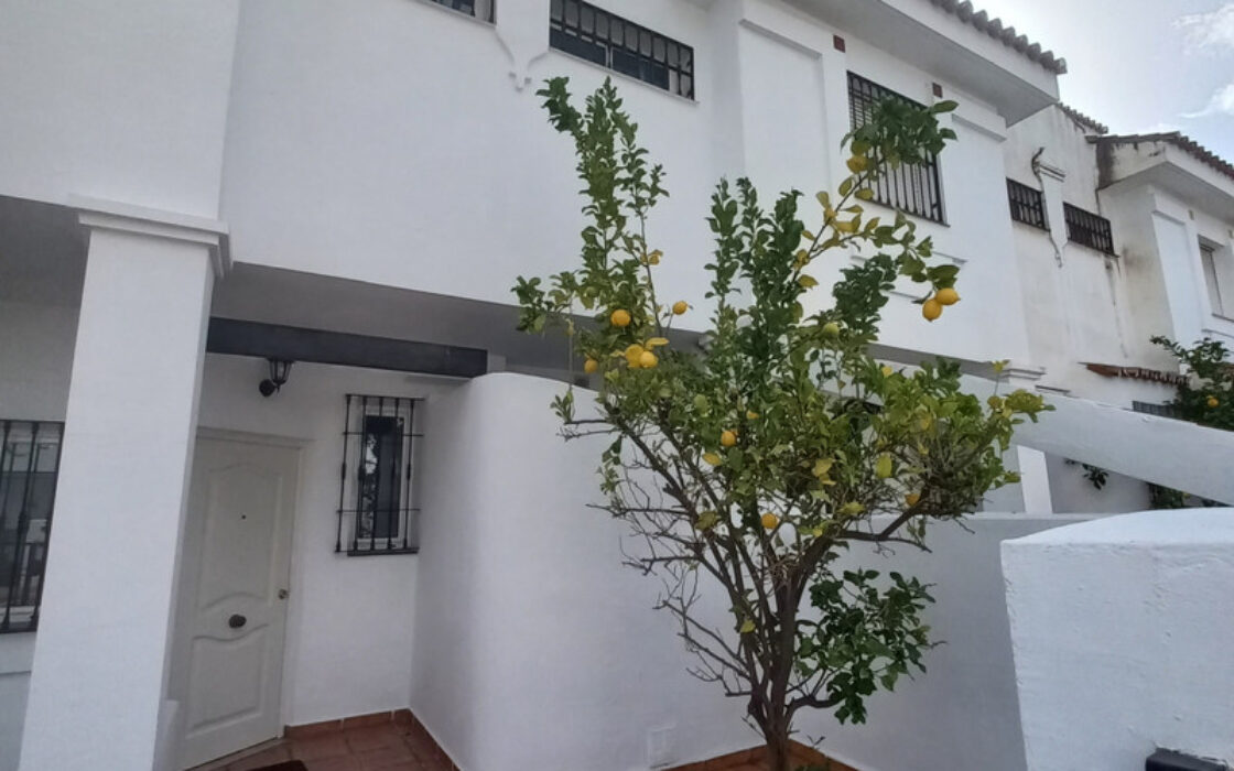 Таунхаус в Новой Андалусии с террасой 169 кв.м