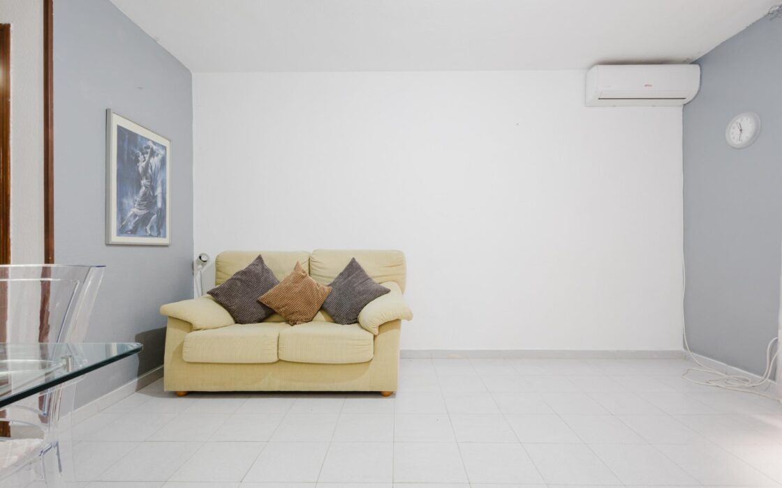 Апартаменти 55 кв.м у моря в Торревьехе з терасою