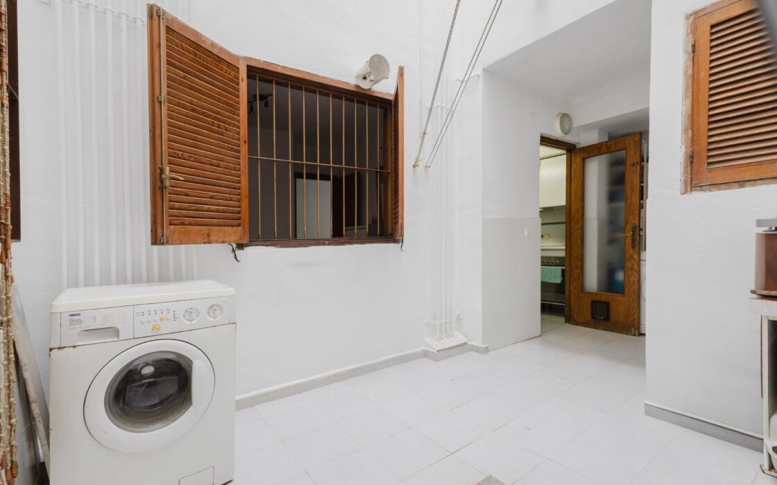 Апартаменти 55 кв.м у моря в Торревьехе з терасою