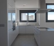 Современные апартаменты с террасой в Бенидорме 180 кв.м.