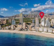 Современные апартаменты с террасой в Бенидорме 180 кв.м.