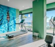 Современные апартаменты с террасой в Бенидорме 180 кв.м.