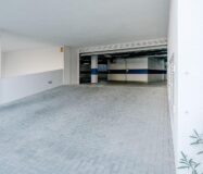 Современные апартаменты с террасой в Бенидорме 180 кв.м.