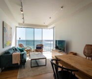 Дуплекс 160 кв.м с панорамным видом на море в Бенальмадене