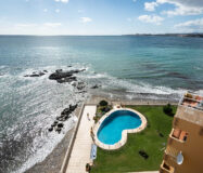 Дуплекс 160 кв.м с панорамным видом на море в Бенальмадене