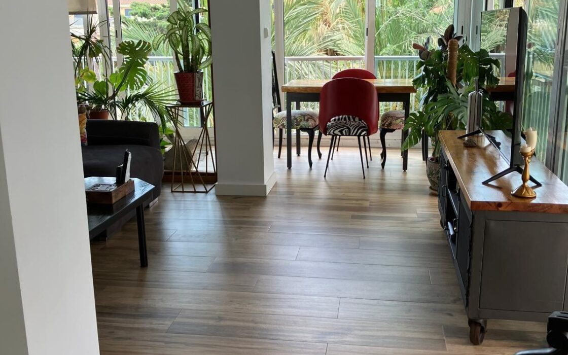 Апартаменти в San Juan Playa 96 кв.м з терасою біля моря