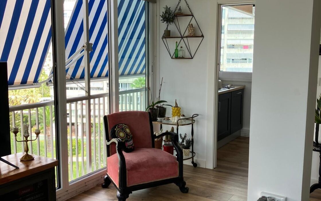 Апартаменти в San Juan Playa 96 кв.м з терасою біля моря