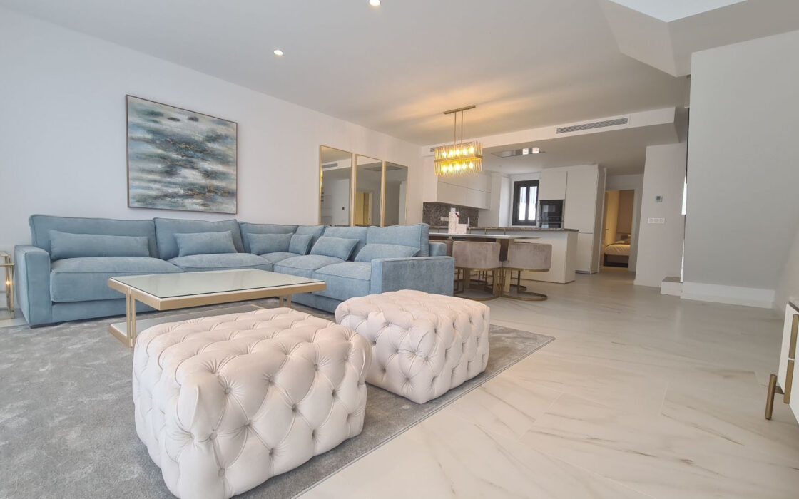 Морская квартира в Пуэрто-Банус с террасой 142 кв.м