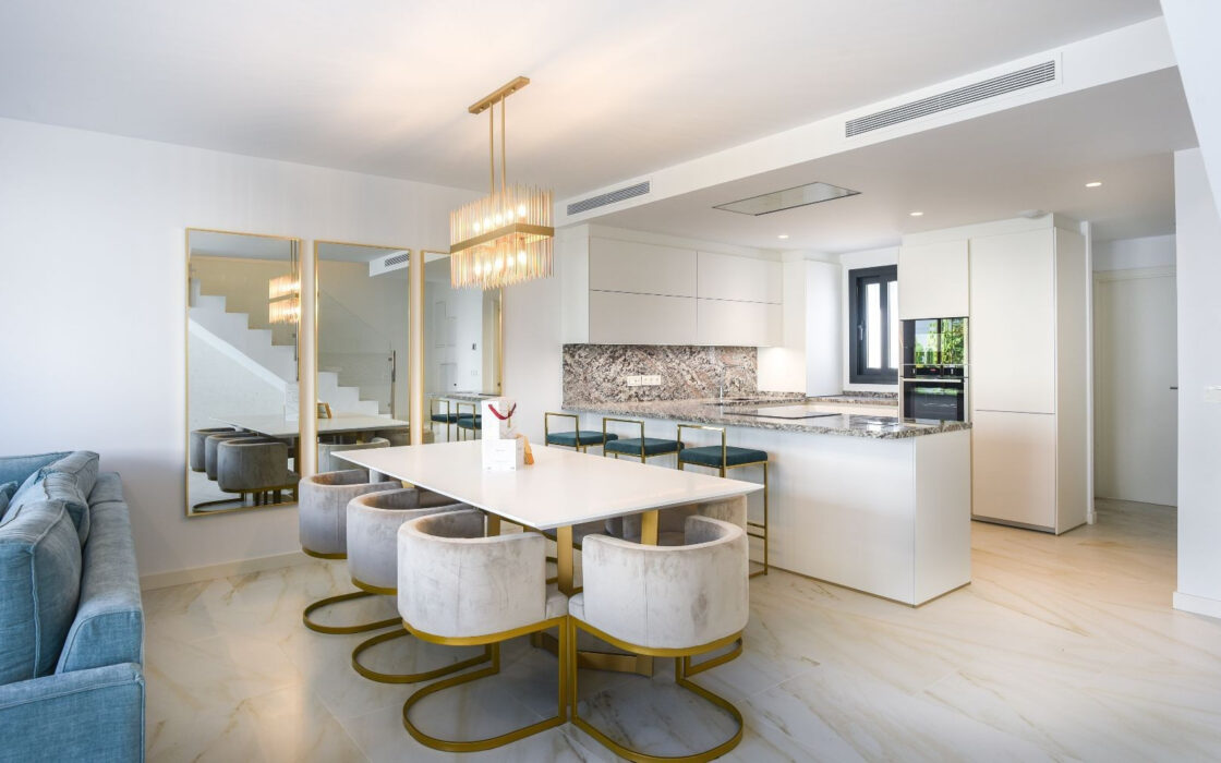 Морская квартира в Пуэрто-Банус с террасой 142 кв.м