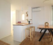 Апартаменты 87 кв.м в Торревьехе у моря с террасой