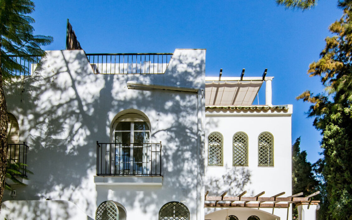 Уютный таунхаус с террасой в Лос Наранхос, 132 кв.м.