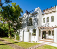 Уютный таунхаус с террасой в Лос Наранхос, 132 кв.м.