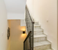 Уютный таунхаус с террасой в Лос Наранхос, 132 кв.м.