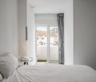 Двухуровневый дуплекс 150 кв.м в Нуэва-Андалусии с террасой