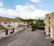 Двухуровневый дуплекс 150 кв.м в Нуэва-Андалусии с террасой