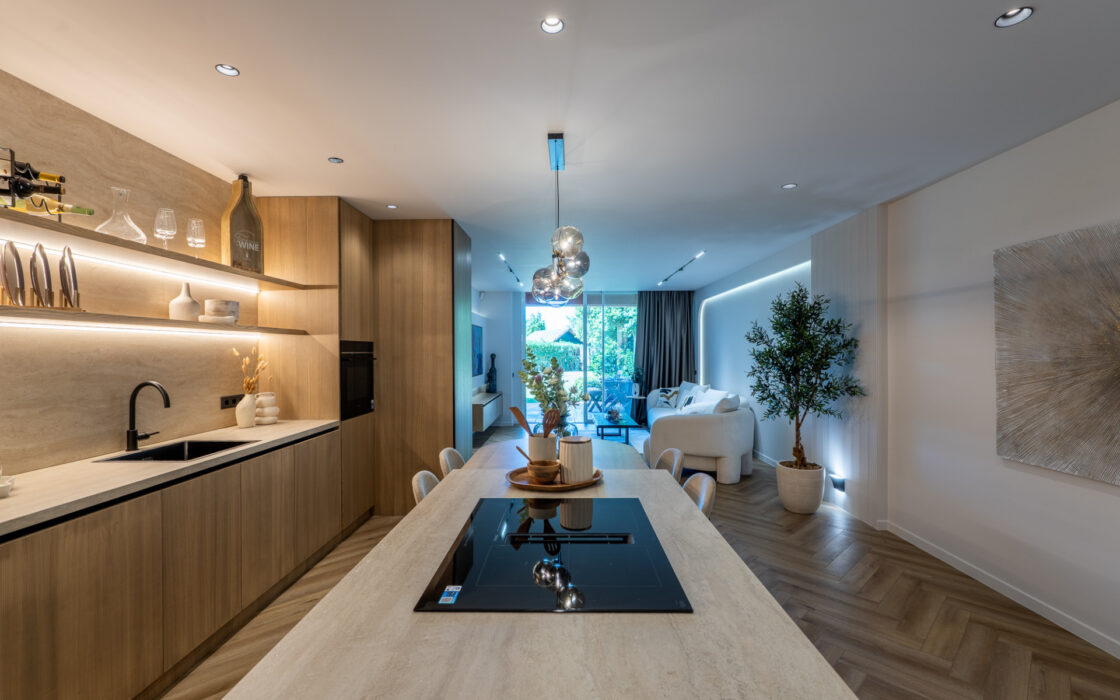 Просторные апартаменты в Новой Андалусии с террасой 194 кв.м