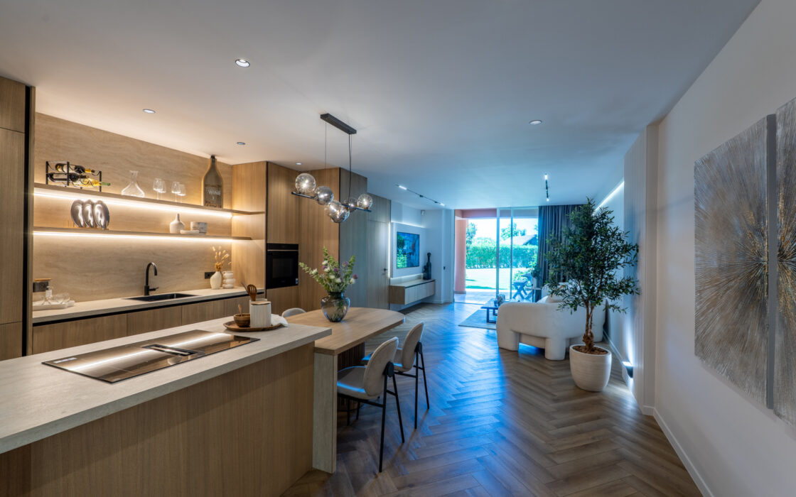 Просторные апартаменты в Новой Андалусии с террасой 194 кв.м