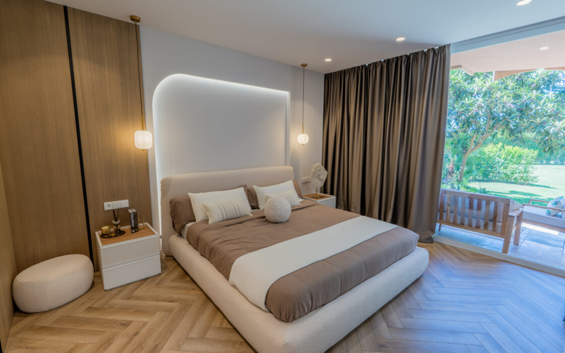 Просторные апартаменты в Новой Андалусии с террасой 194 кв.м