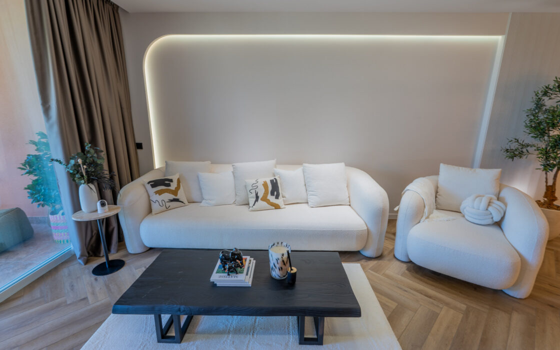 Просторные апартаменты в Новой Андалусии с террасой 194 кв.м