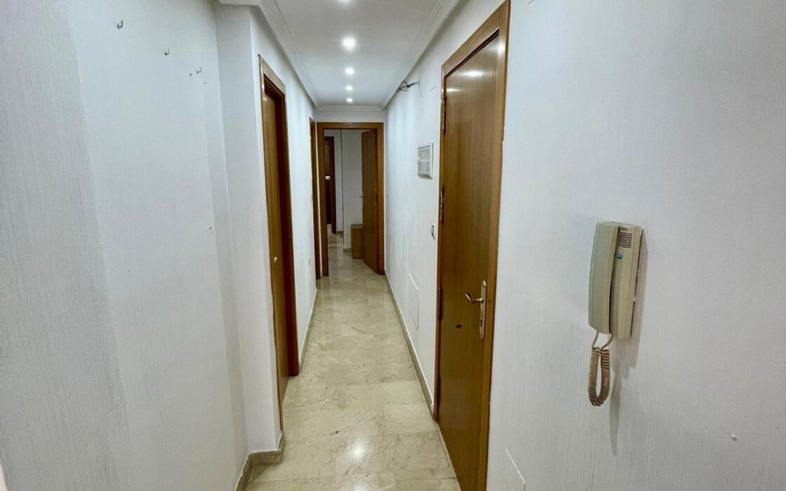 Апартамент в Бенихофаре 108 кв.м з басейном та терасою