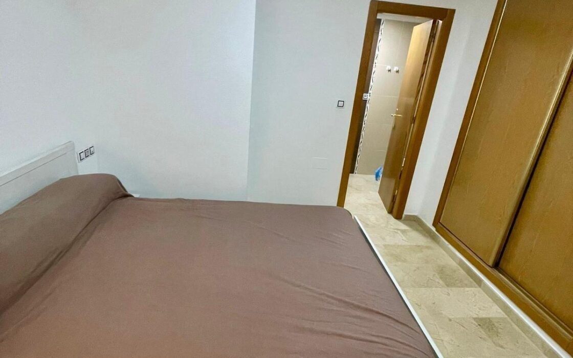 Апартамент в Бенихофаре 108 кв.м з басейном та терасою