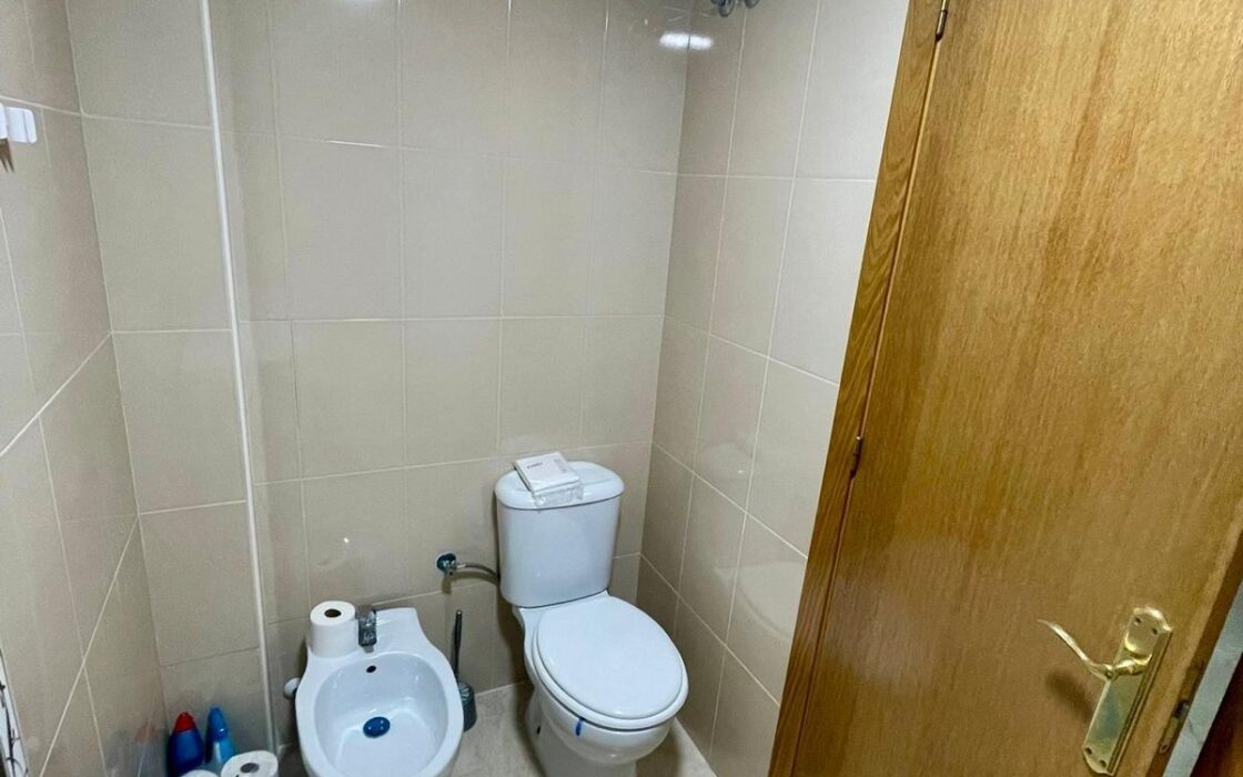 Апартамент в Бенихофаре 108 кв.м з басейном та терасою